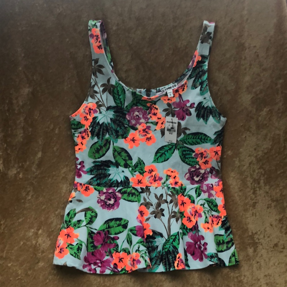 Express Tank with Flared Bottom